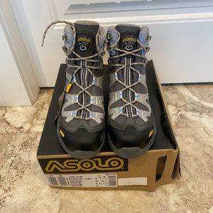 Asolo Sharp GTX ML brand new hiking boots